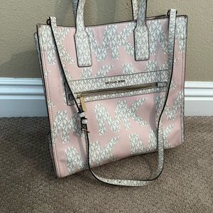 Michael Kors XL Kenly Tote
